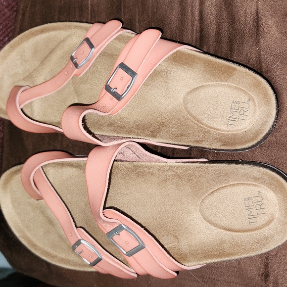 Time and True Sandals - Picture 3 of 9